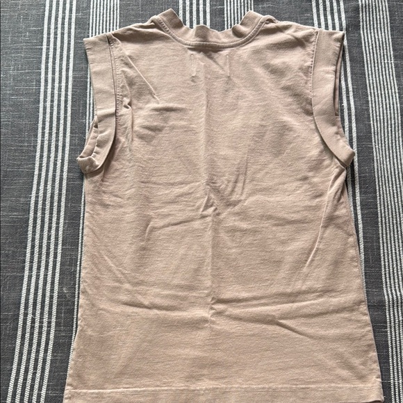 CITIZENS OF HUMANITY V-Neck Tan Sleeveless Top - Picture 3 of 3